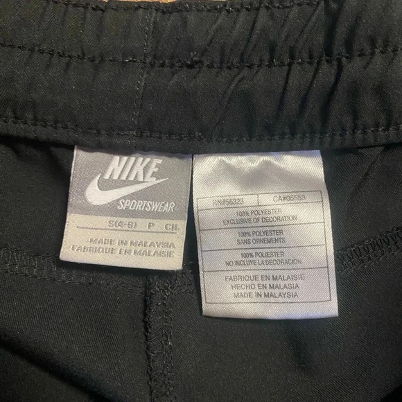 Women’s Y2K Nike Sportwear Athletic Cropped Wide Leg Pants Size Small (4/6). - Picture 4 of 4